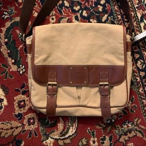 Fossil Messenger Bag